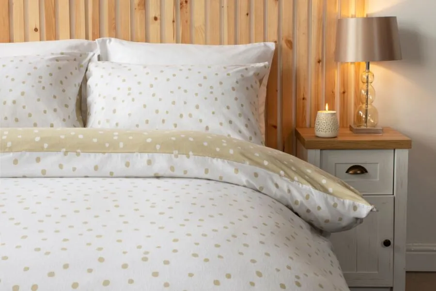 Belledorm Snowfall Cream Duvet Set
