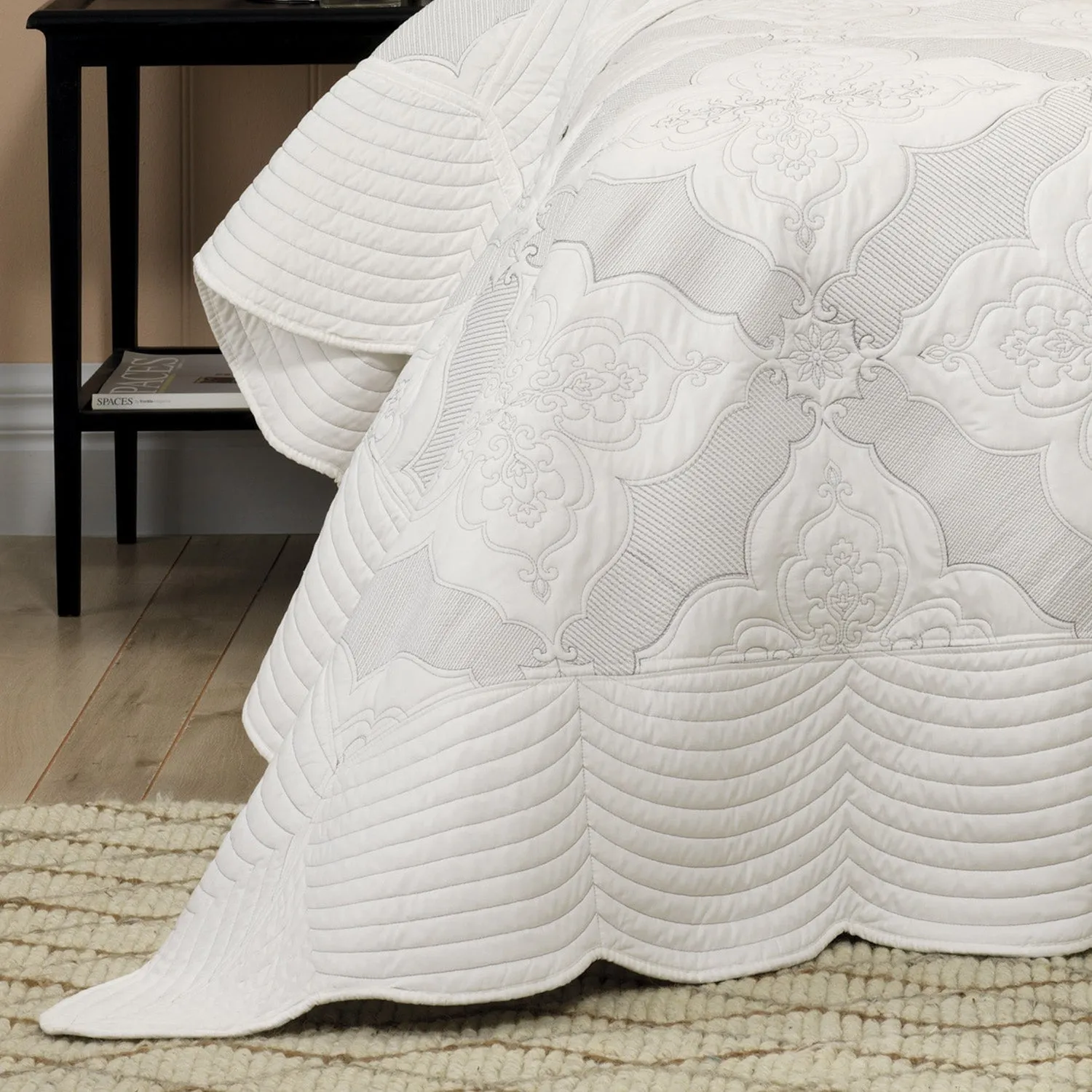 Bianca Bedding MADISON BEDSPREAD SET WHITE