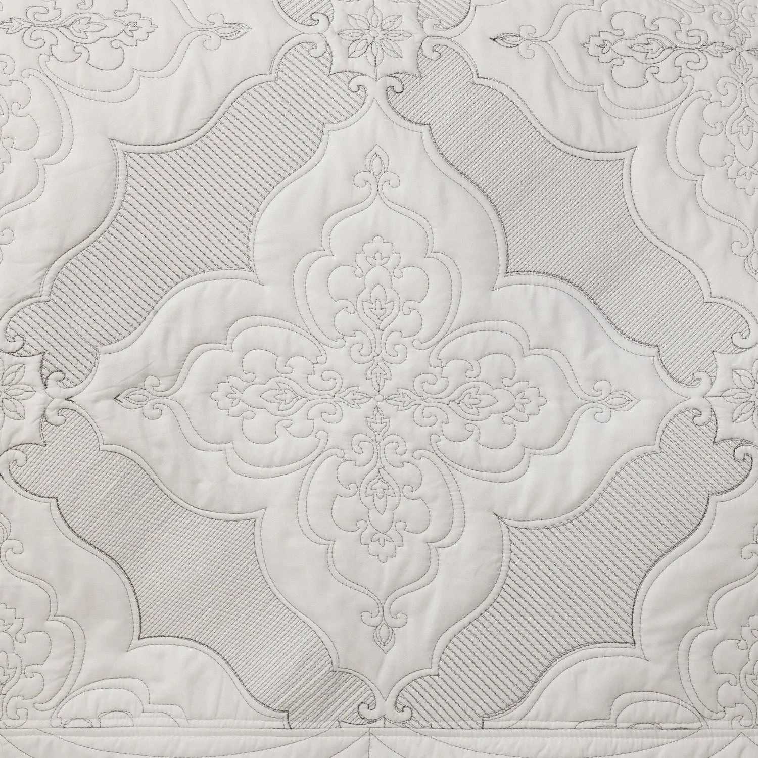 Bianca Bedding MADISON BEDSPREAD SET WHITE