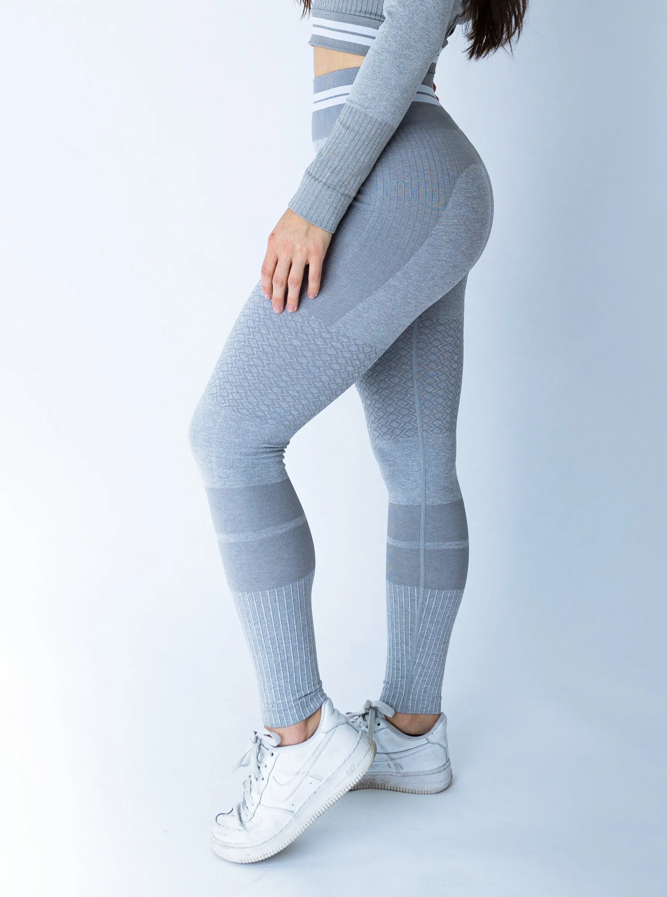 Bright Lines Light Grey Legging