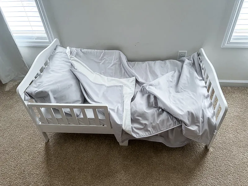 Light Gray and White Toddler Crib Bedding Set
