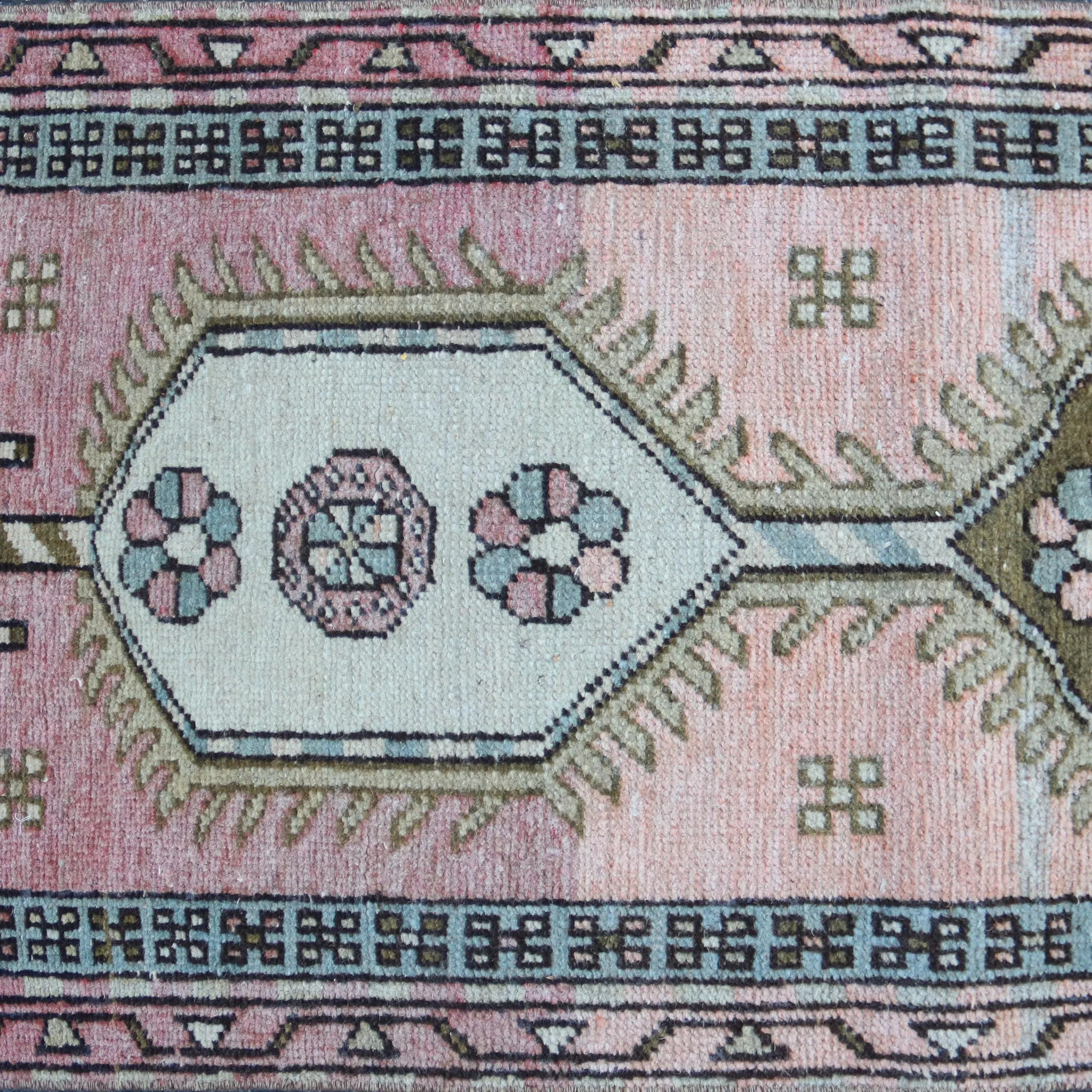 MA29 Handwoven Vintage Rug 2’1x10'7