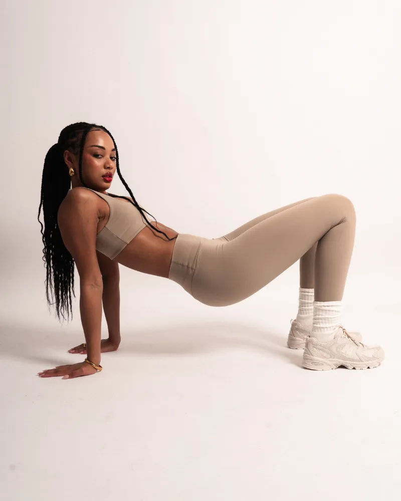 Not Your Basic Leggings - Latte (Invisible Scrunch)