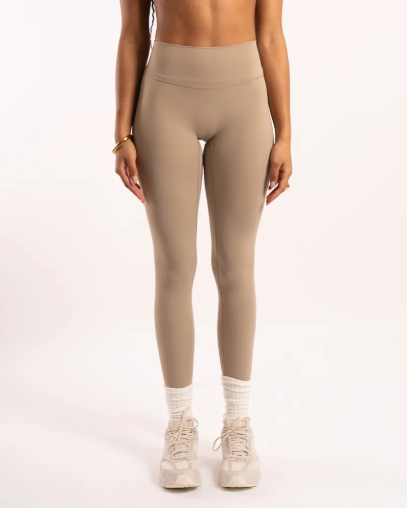 Not Your Basic Leggings - Latte (Invisible Scrunch)