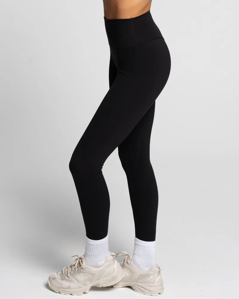 Not Your Basic Leggings - Onyx (Invisible Scrunch)