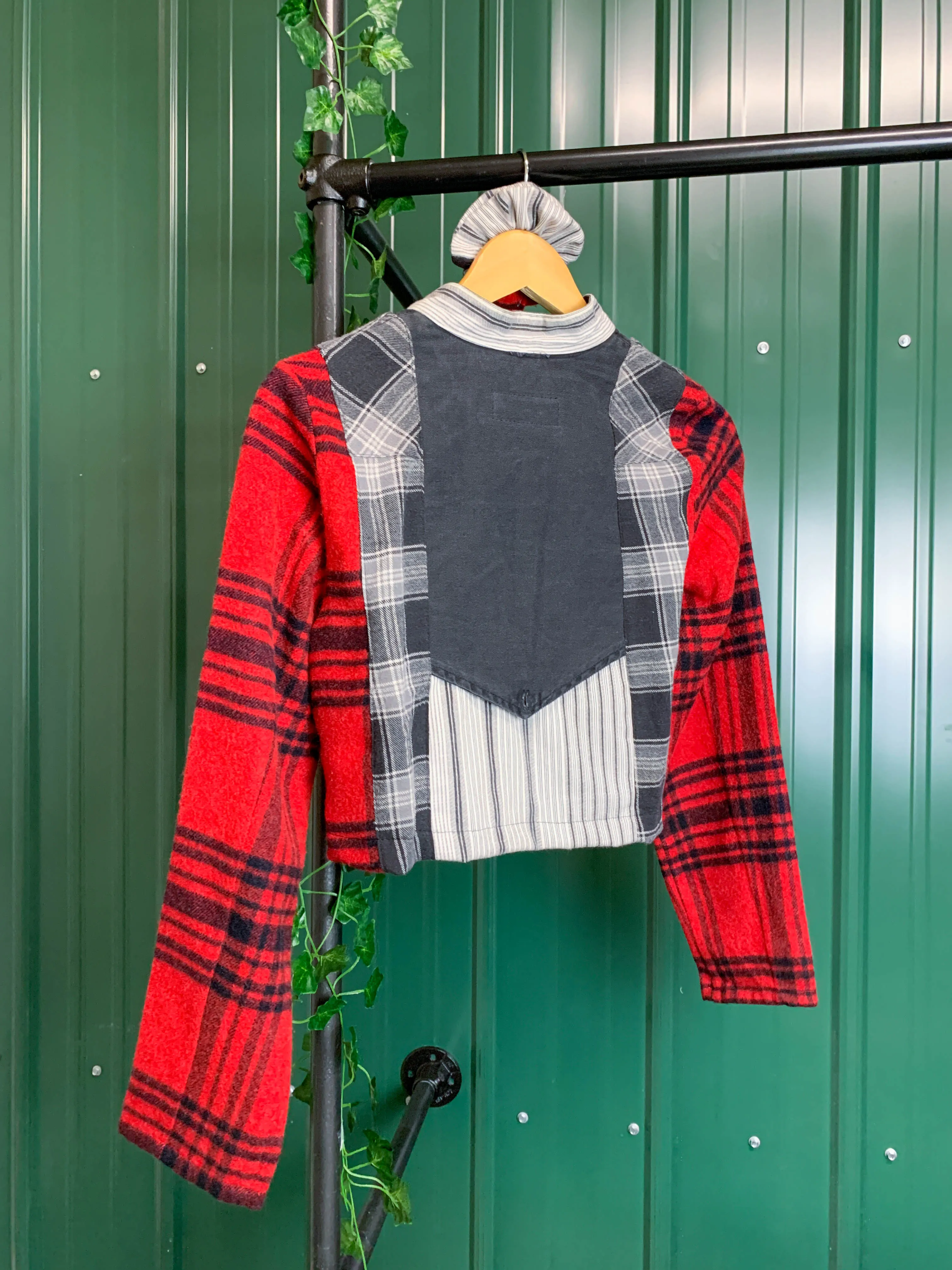 "1 of 1" Patchwork Crop Flannel (S)