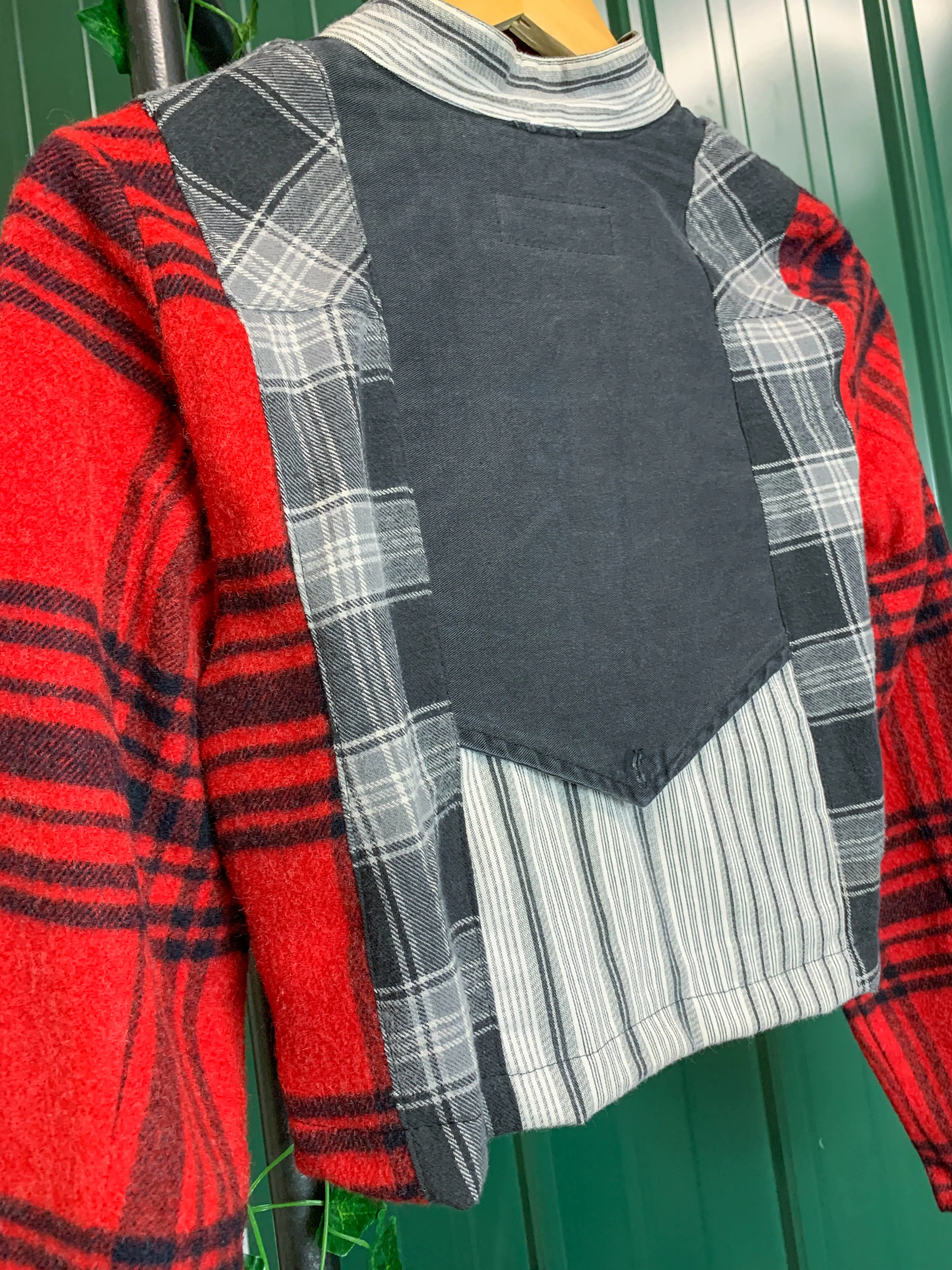 "1 of 1" Patchwork Crop Flannel (S)