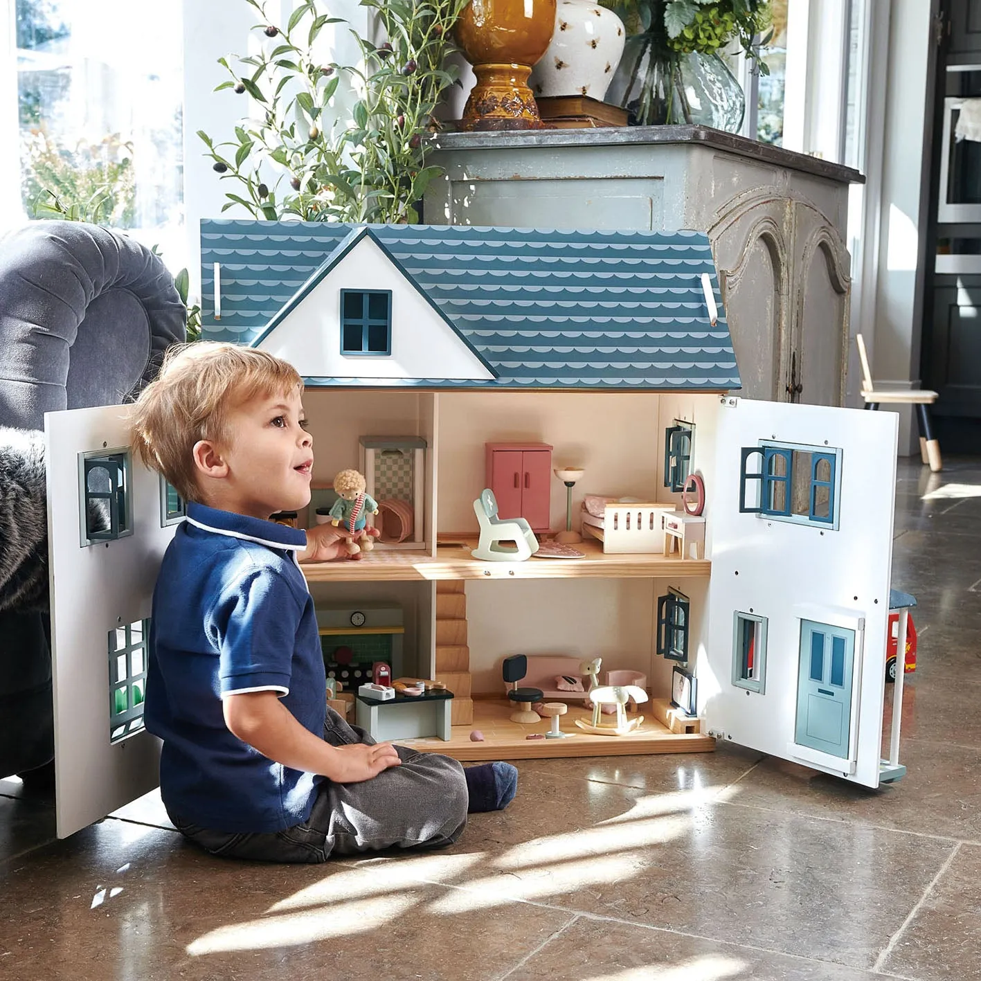 Tender Leaf Wooden Dollhouse Dovetail House