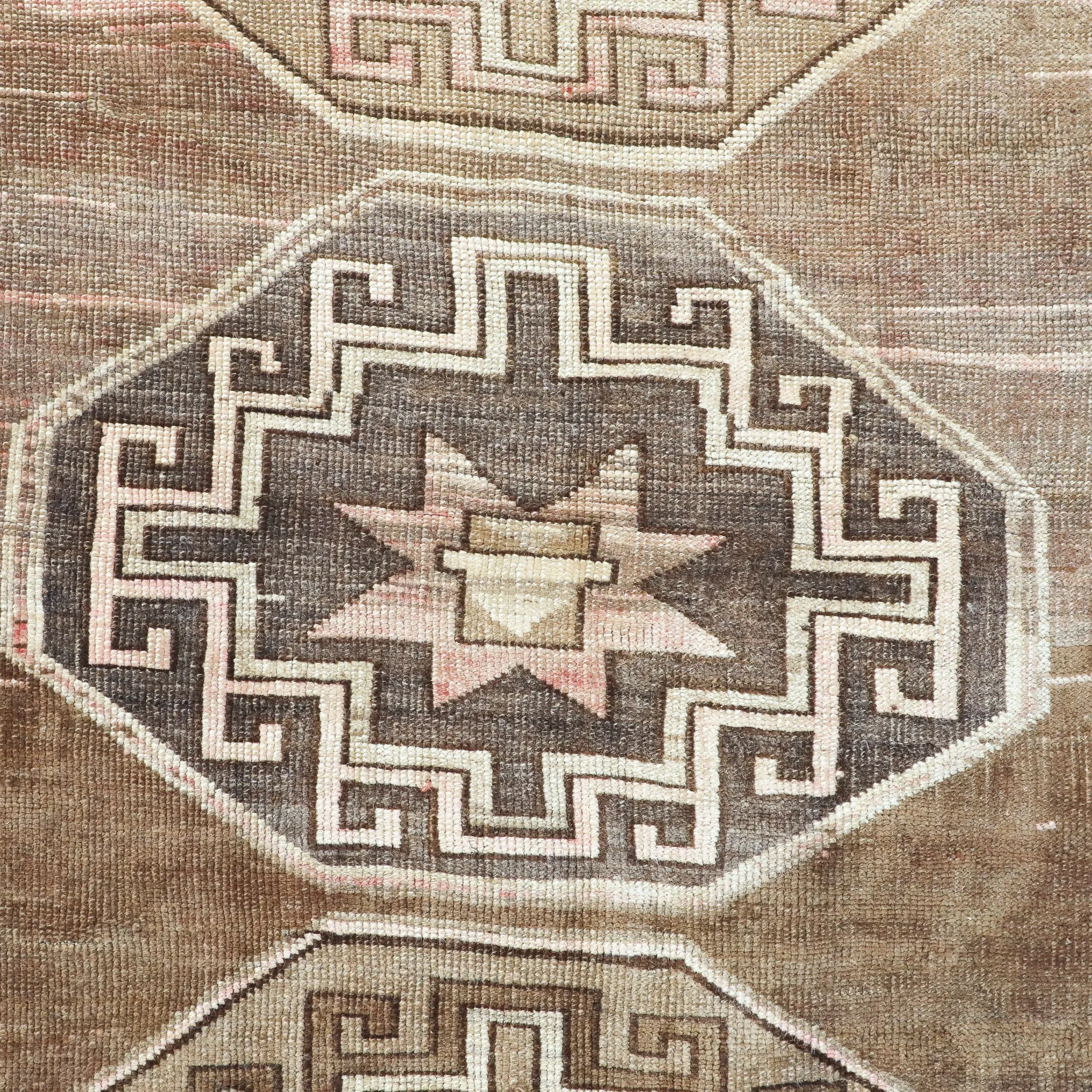 Z298 Handwoven Vintage Rug 2'11x5’8